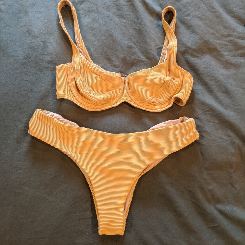 Zulu and zephyr ribbed bikini